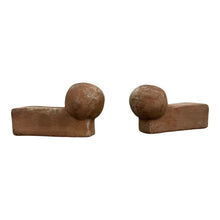 Load image into Gallery viewer, Terracotta Ball Pot Foot - Set of 3